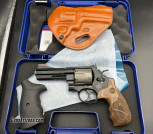 Smith and Wesson 329PD .44 mag revolver bundle