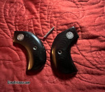 Ruger Birdshead grips