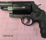 Smith & Wesson Governor .45Colt, 45Acp, 410 Revolver 