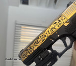 Gold Glock 17 with FRT