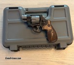 BNIB Smith & Wesson SW 327 Performance Center .357 Magnum