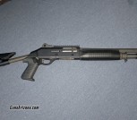 Benelli M4 (m1014) semi auto shotgun