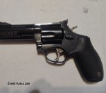 Taurus Tracker 44 Magnum