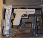 Springfield Armory XD40 full size 40 s&w pistol