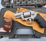 Smith and Wesson Performance Center 629-6 44mag