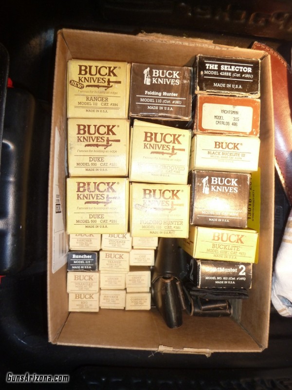 BUCK KNIFE COLLECTION 