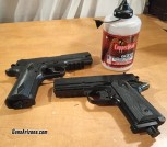 2 BB Guns ~ Plus BB's 