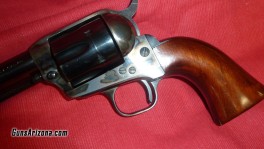 uberti cattleman 45 L grip NO