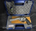 New unfired Smith & Wesson 610-3