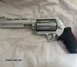 Taurus Raging Judge Magnum  .45 Colt / .410
