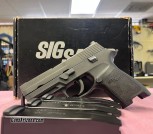 Sig Sauer P250 .40S&W Semi-Auto Pistol 