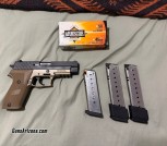 Sig P220