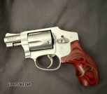 Smith & Wesson 642 J Frame snub nose 