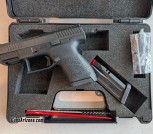 Like New CZ P-10s w/Case