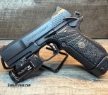 Wilson Combat EDC X9 2.0 3.25' w/ TRL-7X, (3) 18rd mags and (2) 15rd mags