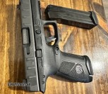 Beretta APX 9mm 