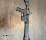 Springfield Saint 5.56 M LOK BCM - Like New