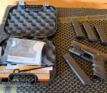 Glock 22 in 40 s&w Gen-4 with fiber optic sights, 4 mags, weapon light original box excellent condition