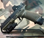 Echelon 4.5 Comp - Holosun SCS320 - Streamlight
