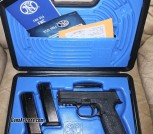 For Trade - FN Heretal - FNS .40 S&W - Tritium Bright Night Sights- 3 x 14 Round Magazines