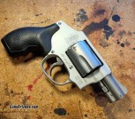 S&W 642 