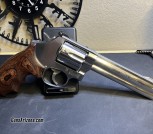 Smith & Wesson 686+ 6” Stainless Steel