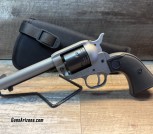 Ruger 'Wrangler' .22LR revolver w/ holster- like new cond!