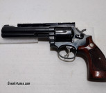 S&W 586 Revolver .357 Magnum 6 inch barrel