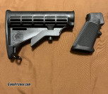 Smith & Wesson mp15-22 rifle furniture