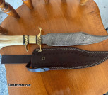 Custom damascus steel hunting knife